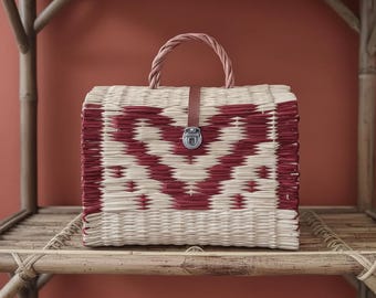 Handwoven Portuguese Reed Basket Bag - Red Heart Pattern Straw Handbag, Romantic Wicker Picnic Box, Unique Valentine’s Day Gift for Her
