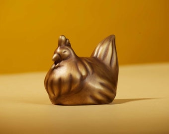 Sleeping Chicken Brass Sculpture – Handmade Zodiac Rooster Figurine for Minimalist Home Decor and Gift
