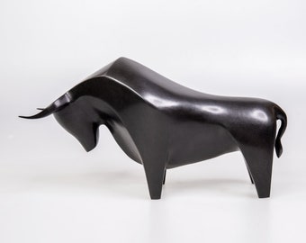 Modern Black Brass Bull – Contemporary Handmade Sculpture for Powerful Interior Decor and Statement Gift