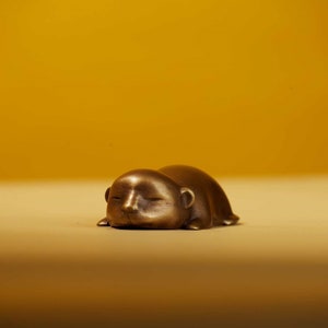 Sleeping Monkey Brass Sculpture – Handmade Brass Zodiac Figurine for Unique Home Decor & Gift