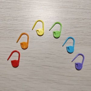Stitch Markers for Crochet, Weaving or Knitting, Rainbow Colorful Locking Stitch Holder