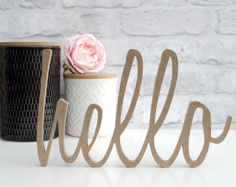 Holz 3D-Schriftzug "hello"