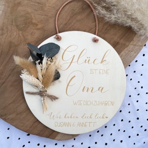 personalized wooden sign | Happiness is having a grandma like you | Dried flowers | Sayings | Wooden pendant | DIY