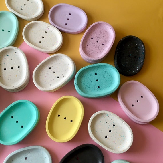 Ceramic Self-Draining Soap Dish: Handmade Ceramic Soap Dish with