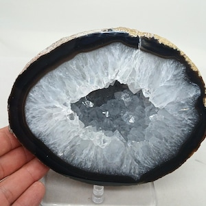 Classic 5.85&quot; Cut Polished Brazilian Agate Quartz Geode Half, 4.67 Pounds
