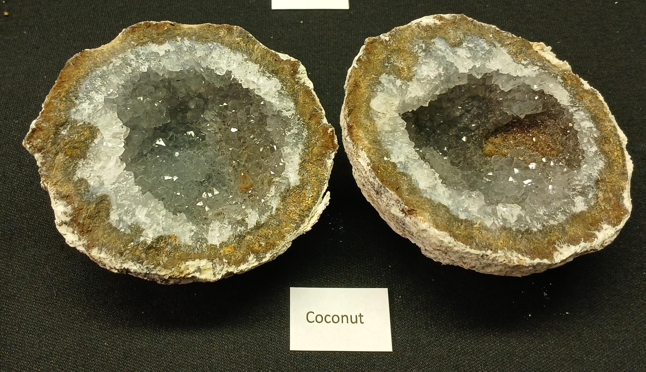 Geode Topside Deluxe Geode Variety Pack, Guaranteed Hollow, 2-4