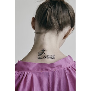 2 北斎とジャポニズムの一時的なタトゥー The Wave