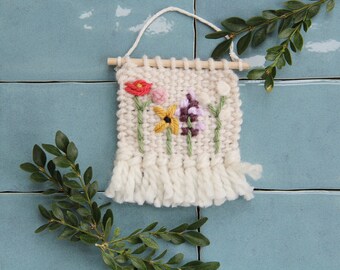 Mini Weaving, Floral Embroidery, Embroidered Decor, Woven Art, Boho Decor, Girl Dorm Room Wall Art, Embroidered Flowers, Gift Under 20