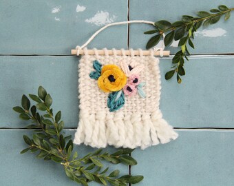 Mini Weaving, Floral Embroidery, Embroidered Decor, Woven Art, Boho Decor, Dorm Room Wall Art, Embroidered Flowers, Gift Under 20