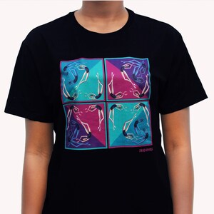 Organic Cotton Tshirt with Synchronized Swimmers print Black color.
