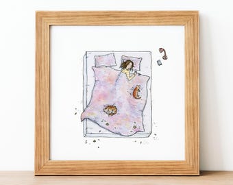 Na cama – Mini pôster de gato. Ilustração em aquarela. Arte de parede. Decoração de interiores para sala de estar, quarto, hall de entrada