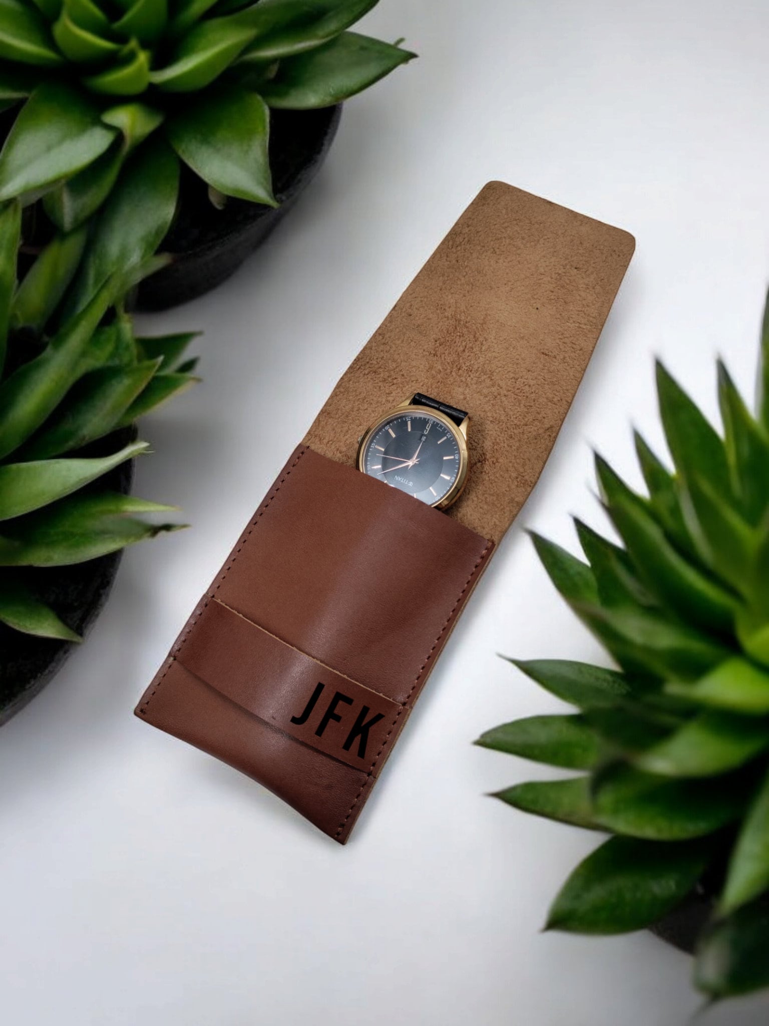 Personalised Leather Watch Case | Wristwatch Protective Cover | Travel Watch Pouch | Watch Holder Sleeve | Watch Organizer with Engraving