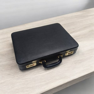 Maletín de cuero negro con grabado personalizado l Estuche de cuero para portátil l Cerradura de combinación l Organizador de documentos Bolso de mano de negocios