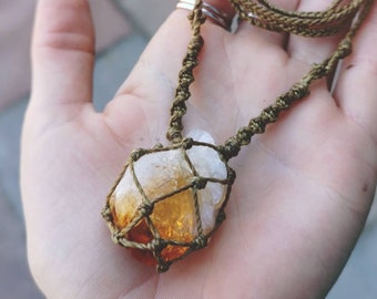 Handgemaakte macramé kristallen ketting met natuurlijk citrien punt, veganistische hippie spirituele sieraden om vertrouwen, creativiteit, rijkdom boho aan te trekken