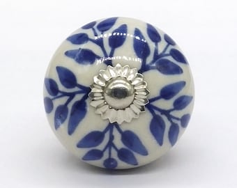 Blaue und weiße Runde Form Blatt Design Handbemalte Keramik Knäufe / Keramik Schubladengriffe / Schrankknöpfe / Küchen Schrankknöpfe