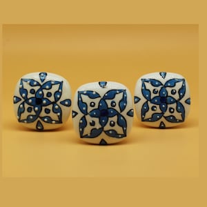 hand Painted ceramic wine Stoppers -Square Shape Wine Stoppers - Bottle Stopper-Bottle Tops (  Pieces)- Hand painted  Wine Caps