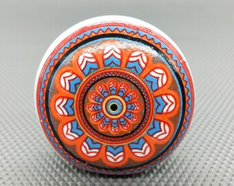 Gałki ceramiczne w kolorze białym z płaską główką i okrągłym kształtem, najwyższej jakości, do drogich szafek / Wysokiej jakości ręcznie malowane gałki