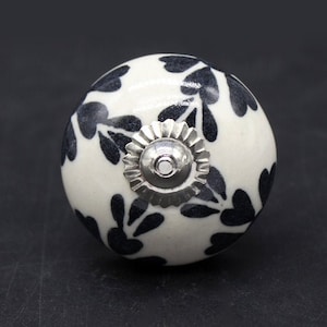 Black and White Round Shape Hand Painted Ceramic knobs / Ceramic Drawer Pulls / Cabinet Knobs/ Kitchen Cabinet Door Handles