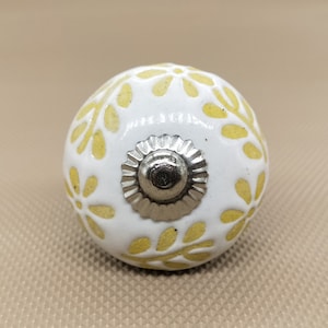 Yellow and White Embossed Floral Round Shape Hand Painted Ceramic knobs / Ceramic Drawer Pulls / Cabinet Knobs/ Kitchen Cabinet Door Handles