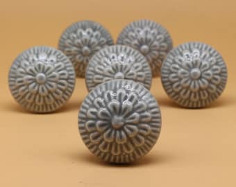 Brilliantly Hand Painted Ceramic knobs / Ceramic Drawer Pulls / Cabinet Knobs/ Kitchen Cabinet Door Handles / Cupboard Knobs