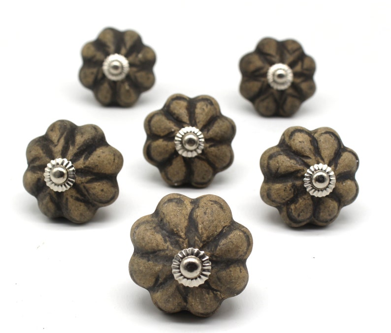 Brillantes perillas de cerámica pintadas a mano / tiradores de | Etsy