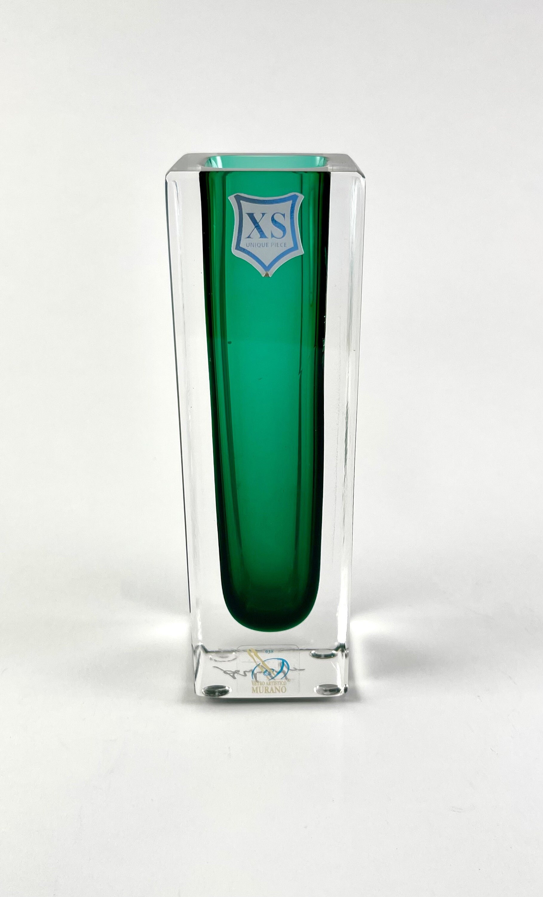 Emerald Green Murano Vase, Sommerso Technique Handmade Glass
