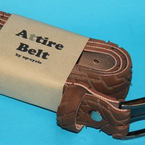 Attire - Belt Brown // Length: 110 cm/43in // Belt made of recycled bicycle tire // upcycling // NEW