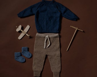 Vintage kids clothes, gender neutral two piece baby set, alpaca knitwear, alpaca wool sweater, baby wool leggings