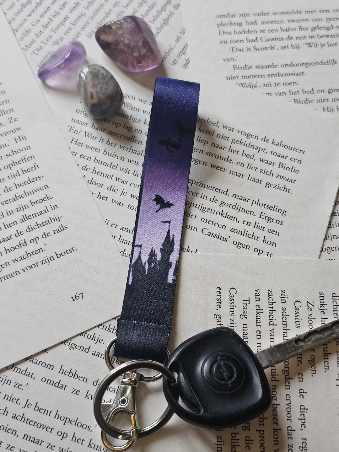 Fantasy Keychain || Dragon and Castle || Keychain || Keys ...