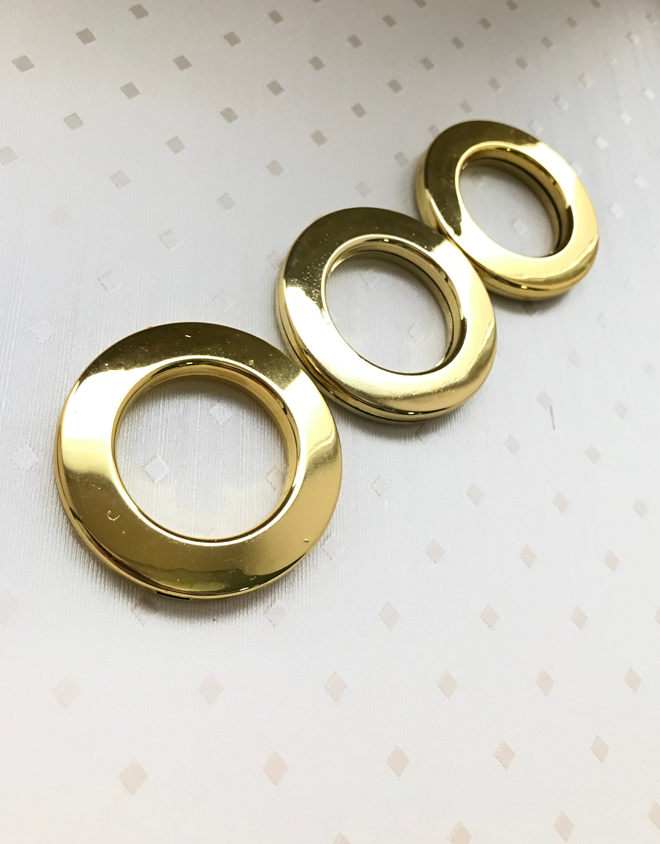 Buy Wenkoni Metal Curtain Rings,Eyelet Rings 1.5-Inch(38mm) Inner  Diameter,Set of 20.(Color:White) Online at Low Prices in India - Amazon.in