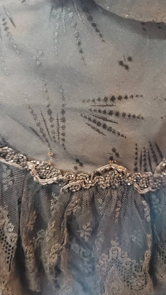 Antique Victorian Edwardian caplet black lace - image 9