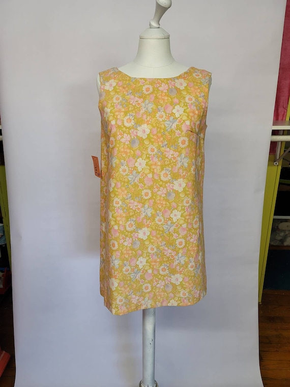 M vintage 60s mini dress floral pastel