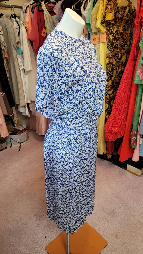 90s M Liz Petites blue floral day dress - image 3