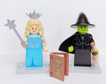 Oz Broadway Witch Glinda Minifigures with Broom, Wand & Grimmerie Book