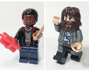 Choice of Costumed Psychic Detective Duo Minifigure