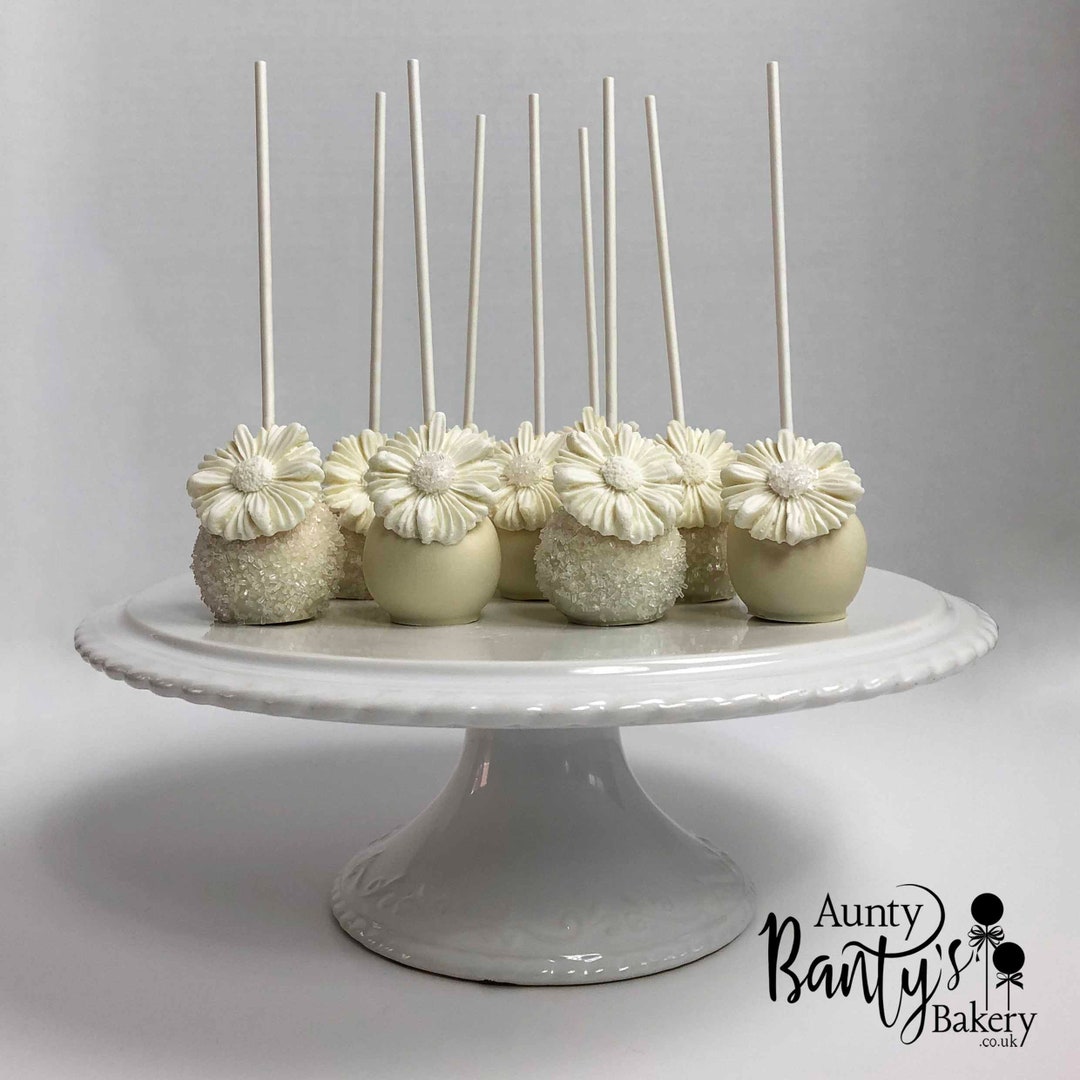 White Floral Cake Pops: Wedding Favours, Bridal Shower Gifts - Etsy UK