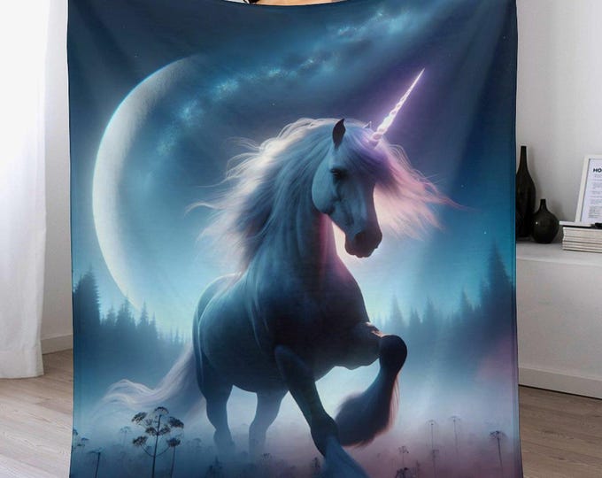 Magical Unicorn Flannel Blanket, Soft Cozy Anti-Pill Throw, Unicorn Lover Blanket, Lightweight Warm Bedding, Kids Room Decor, Animal Blanket