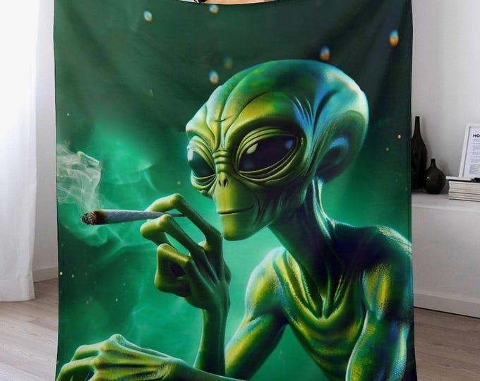 420 Smoking Alien Flannel Blanket, Cozy Anti-Pill Blanket, Soft Warm Throw, Lightweight Travel Blanket, Cannabis Gifts, Unique Bed Blanket
