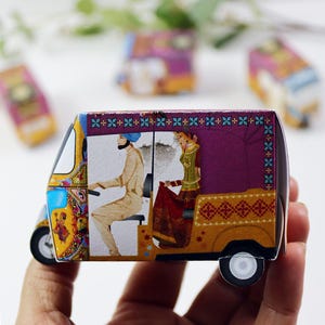 Rickshaw Favour Boxes: Flat Pack, Fill & Assemble image 8