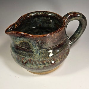 Creamer-pitcher-cofffee and tea creamer