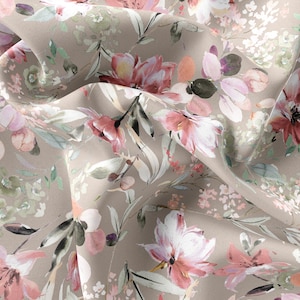 Bedrukte stof met bloemmotief // Satijn, chiffon, crêpestof // Designstof // Handgemaakte stof met bloemenpatroon