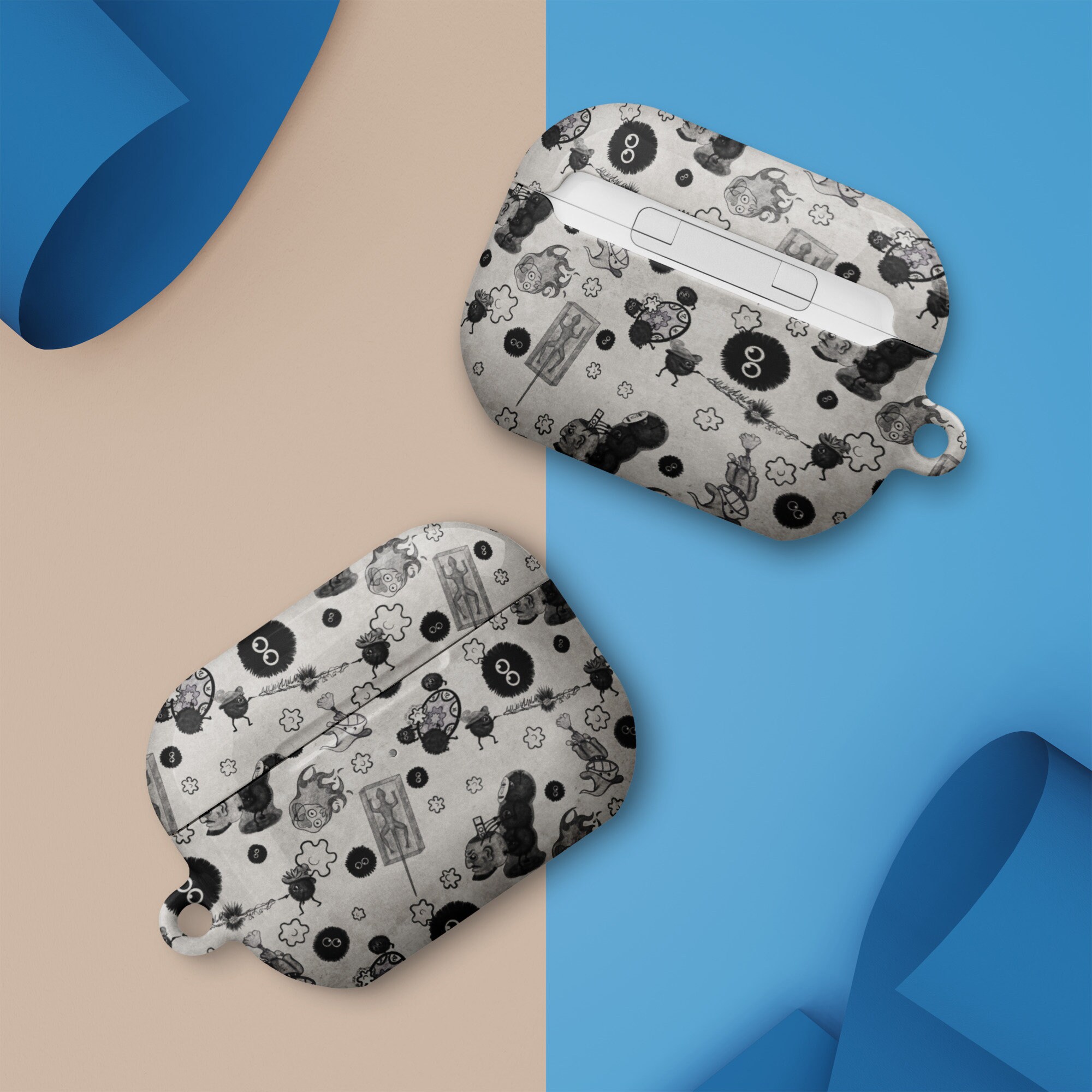 Totoro airpods case - Etsy 日本