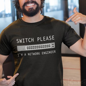 Lustige Computer Network Engineer T-Shirt für Sys Admins und Office IT Overlords