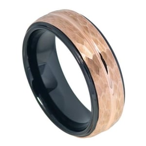 Anello d&#39;oro rosa uomo fede nuziale rosa oro tungsteno anello 8mm martellato rosa oro anello di fidanzamento per uomo rosa oro fede nuziale anello martellato