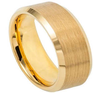 Anel de casamento de tungstênio masculino, anel de ouro amarelo escovado 8mm, anel de noivado, aniversário, ouro amarelo, anel de carboneto de tungstênio fosco
