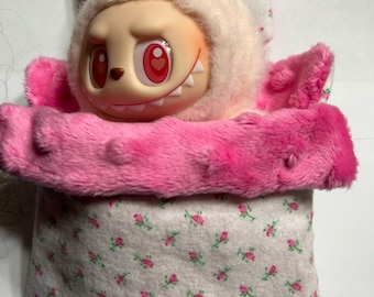 Sleeping Bag Bedding for 7 in Labubu Pink Rosebuds