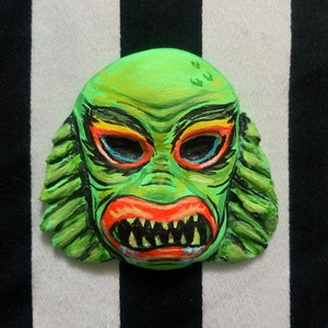 Creature From the Black Lagoon Halloween Vintage Mask Pin