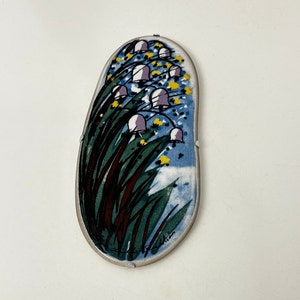 Finnish ARABIA Heljä Luikko-Sundstrom Oval Wall Plate from 1990