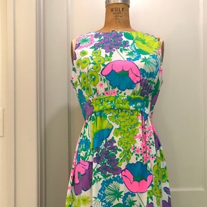 1960s Bright Fun Floral Nylon Knit Dress