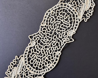 VTG Handmade Flower & Leaf Table Decor